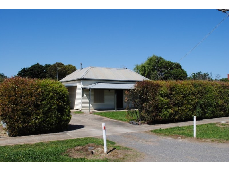22 Victoria Street, Carisbrook VIC 3464