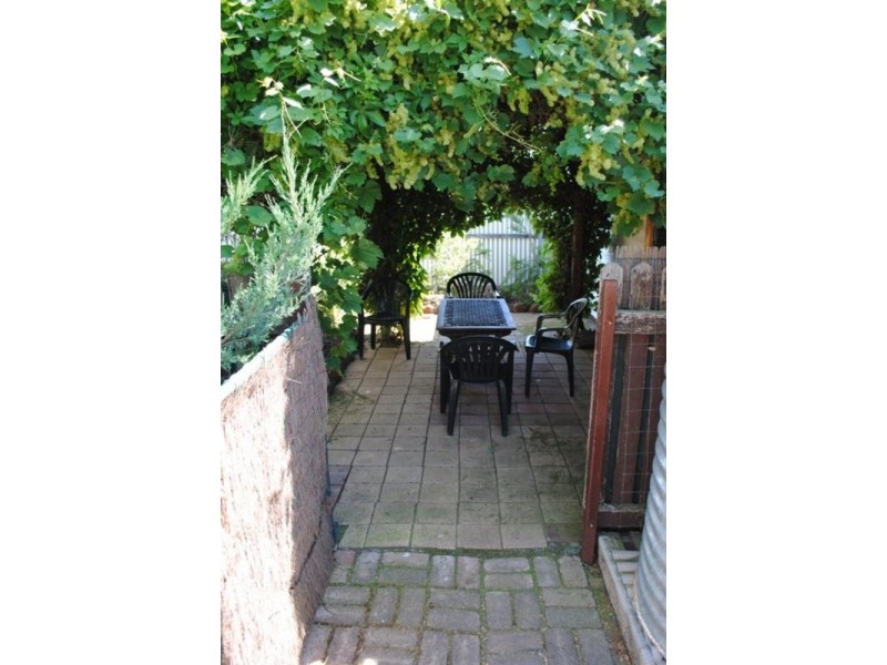 22 Victoria Street, Carisbrook VIC 3464