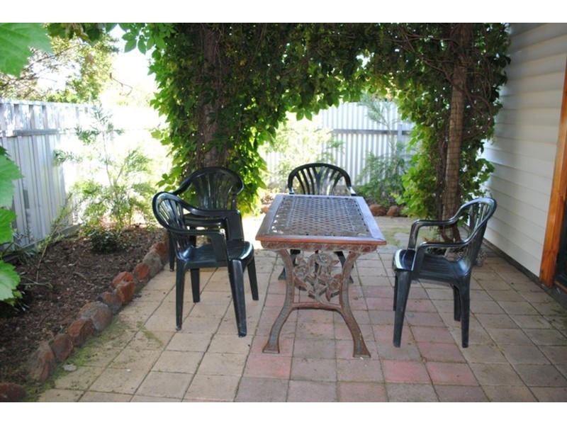 22 Victoria Street, Carisbrook VIC 3464