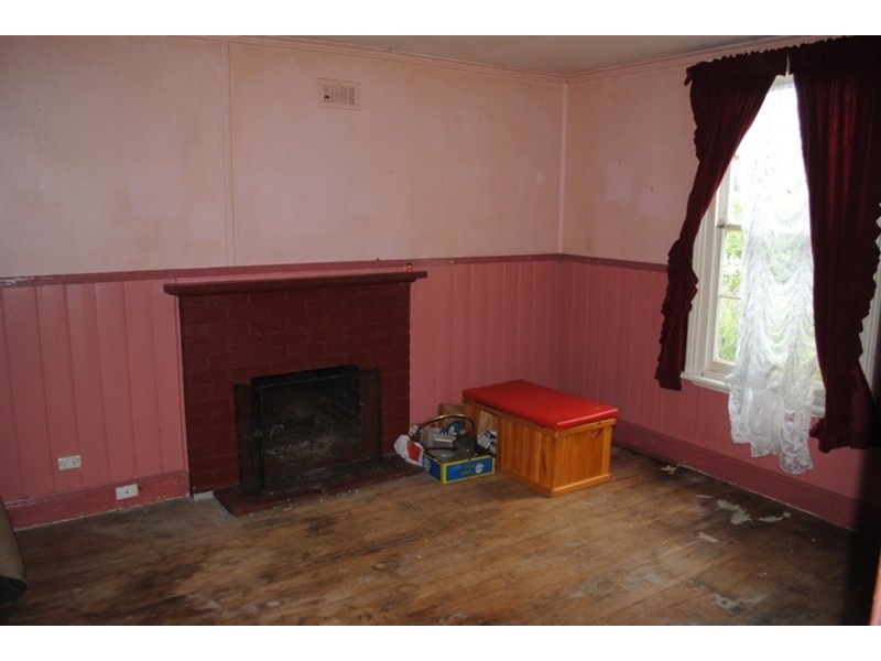 21 Rogers St Street, Maryborough VIC 3465