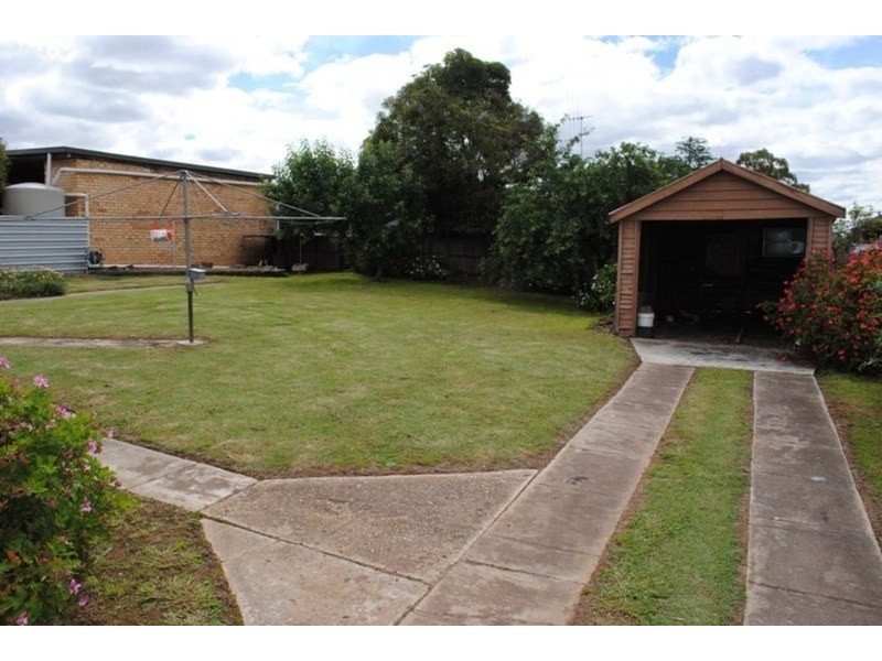 9 Arthur Avenue, Maryborough VIC 3465