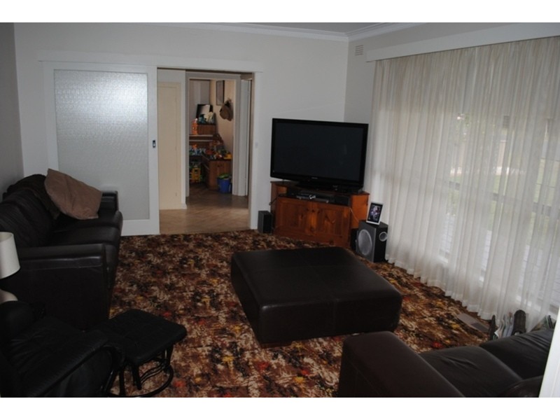 8 Gearing Street, Maryborough VIC 3465