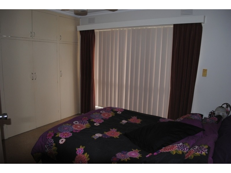 8 Gearing Street, Maryborough VIC 3465