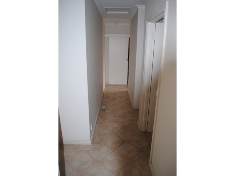 8 Gearing Street, Maryborough VIC 3465