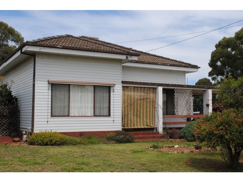 6 Marshall Street, Maryborough VIC 3465