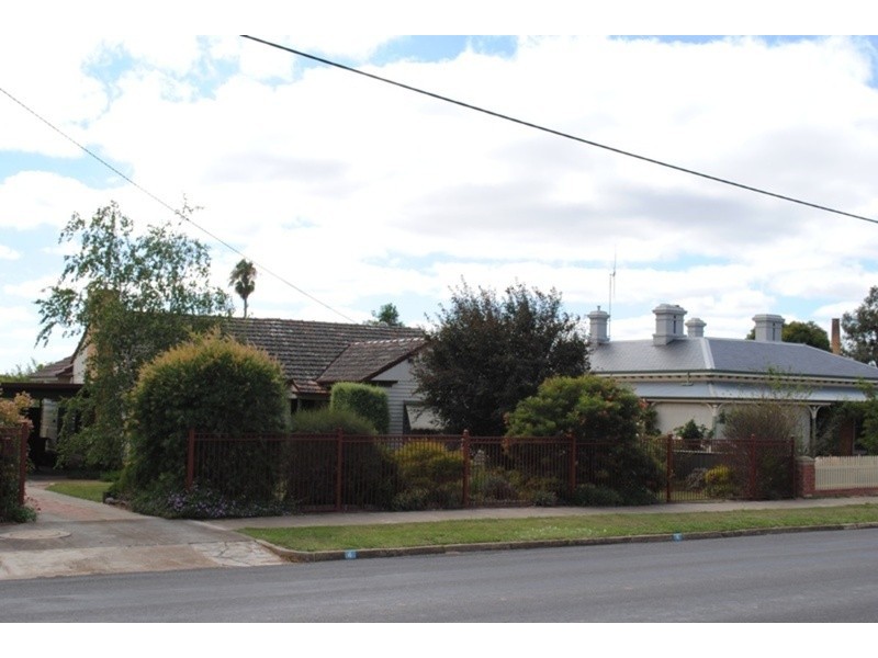 4 Peel Street, Maryborough VIC 3465