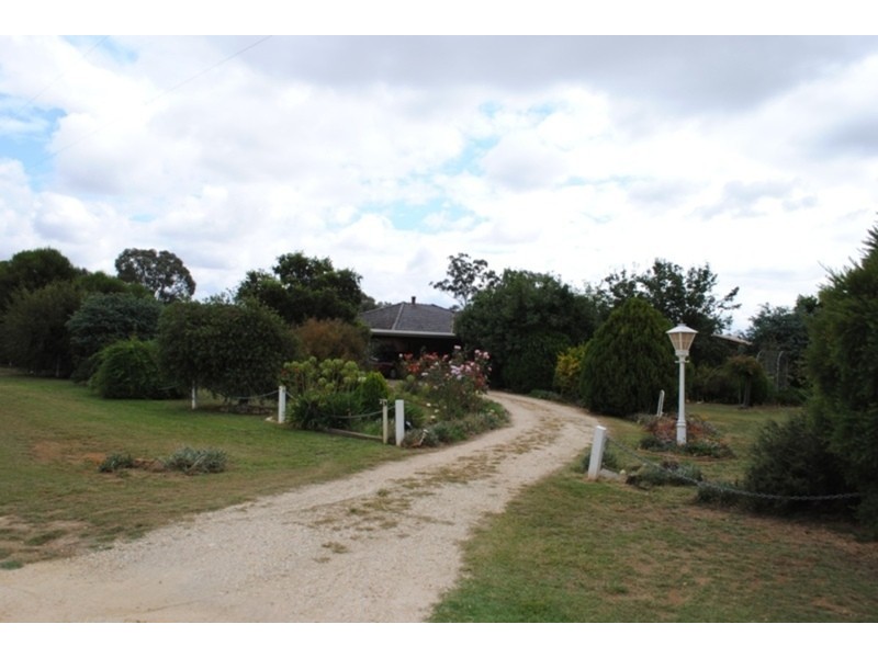 42 Rowes Lane, Maryborough VIC 3465