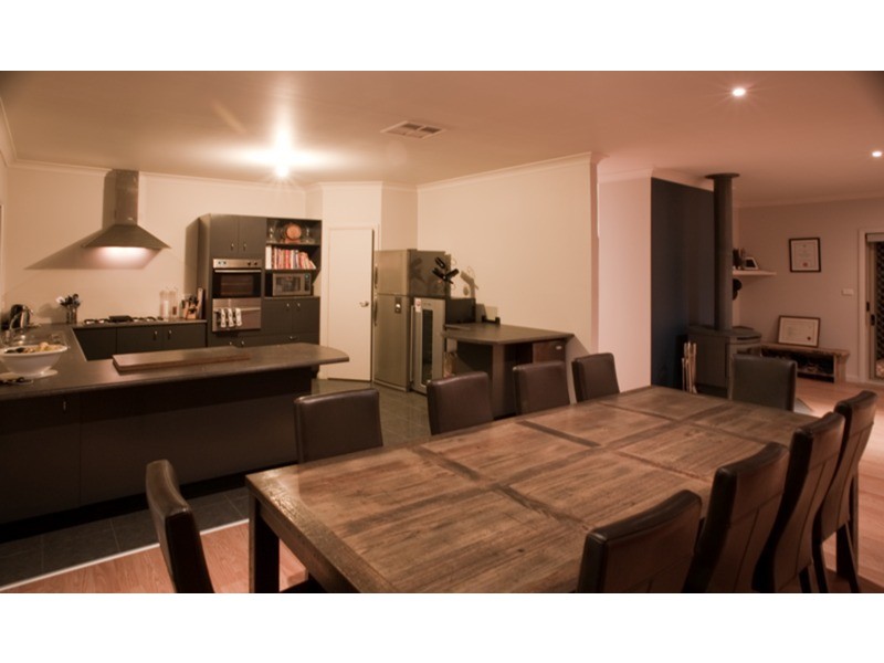 82-84 Rutherford Street, Avoca VIC 3467