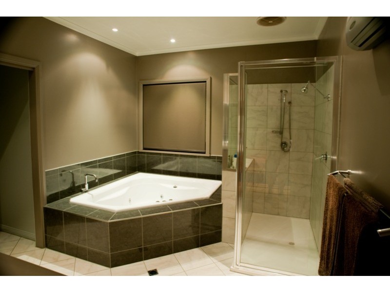 82-84 Rutherford Street, Avoca VIC 3467