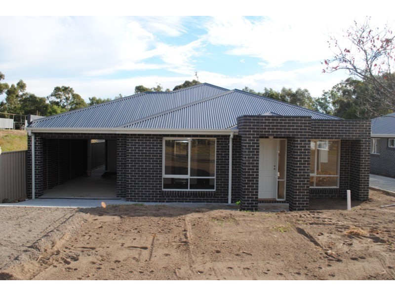 Unit 1/0 Napier Street, Avoca VIC 3467