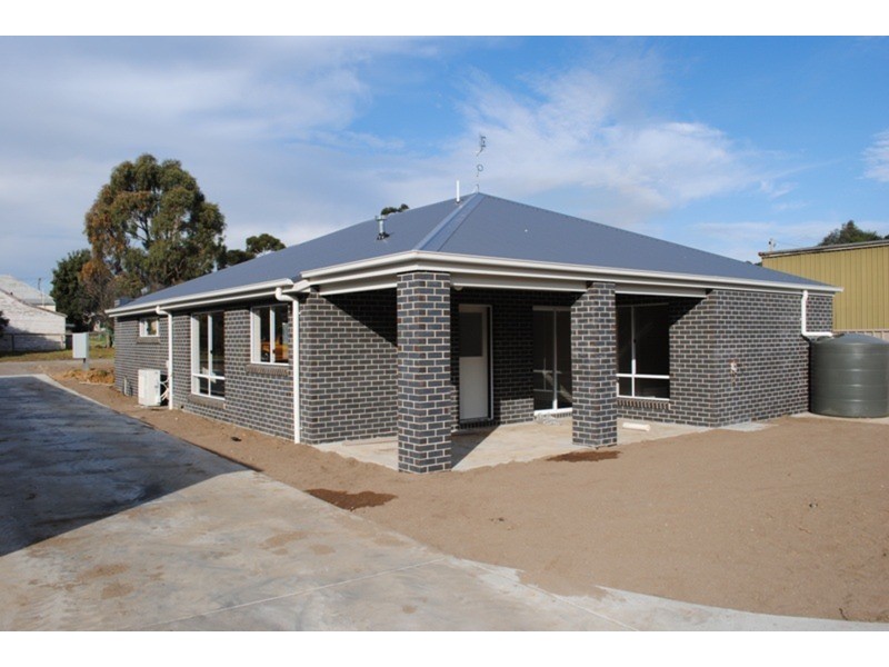 Unit 1/0 Napier Street, Avoca VIC 3467