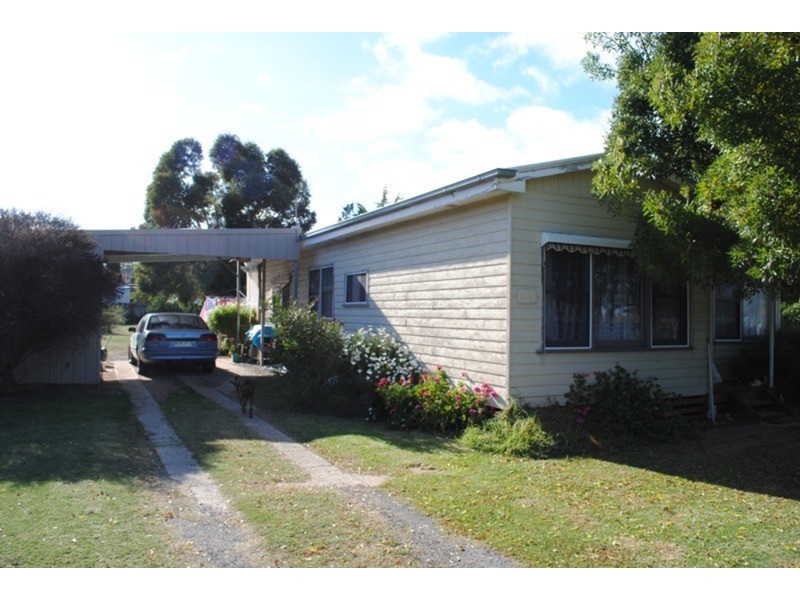 90 Maude Street, Dunolly VIC 3472