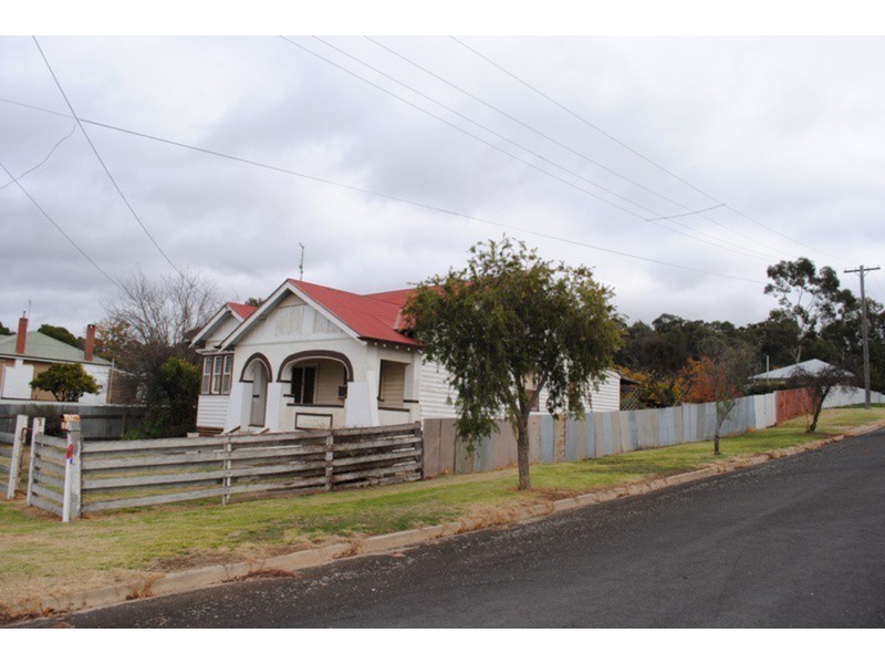 15 Clarendon Street, Maryborough VIC 3465