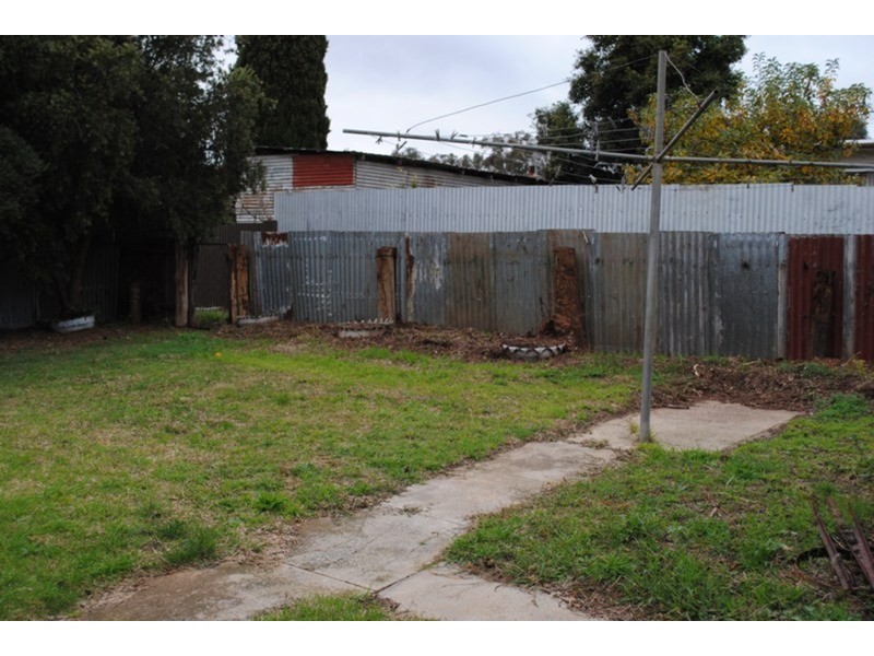 38 Cadle Street, Maryborough VIC 3465