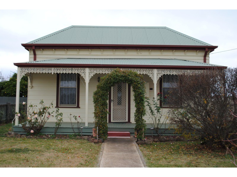 98 Burns Street, Maryborough VIC 3465