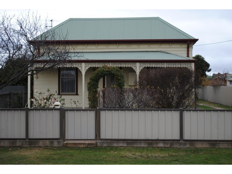 98 Burns Street, Maryborough VIC 3465