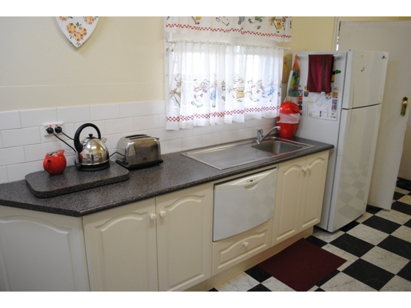 98 Burns Street, Maryborough VIC 3465