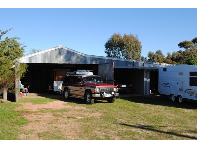 16 Moores Flat Road, Maryborough VIC 3465