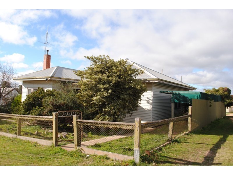 12 Victoria Street, Maryborough VIC 3465