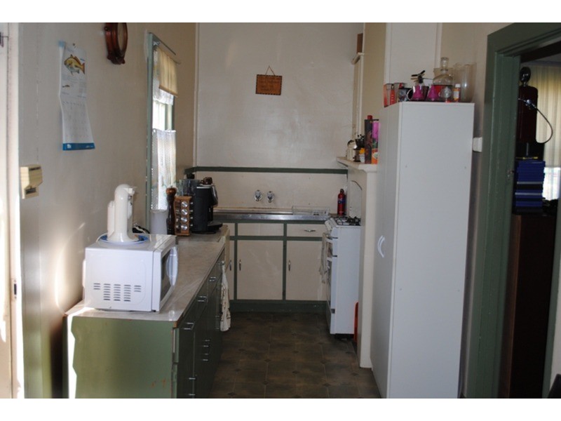 5 Barr Street, Maryborough VIC 3465