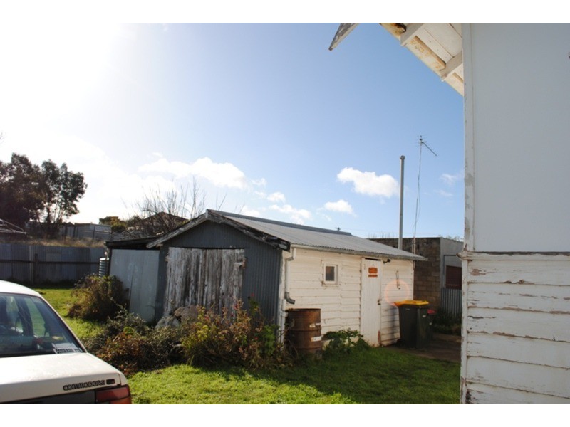 5 Barr Street, Maryborough VIC 3465