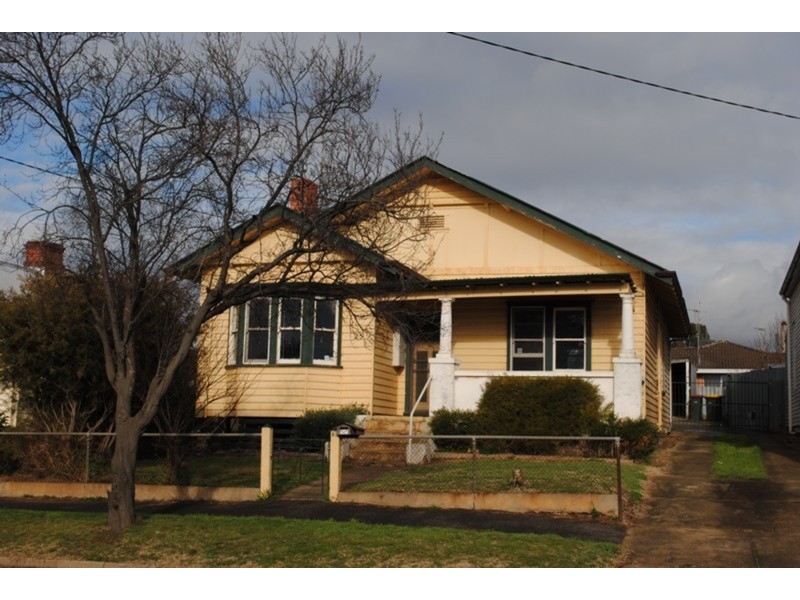 25 Inkerman Street, Maryborough VIC 3465