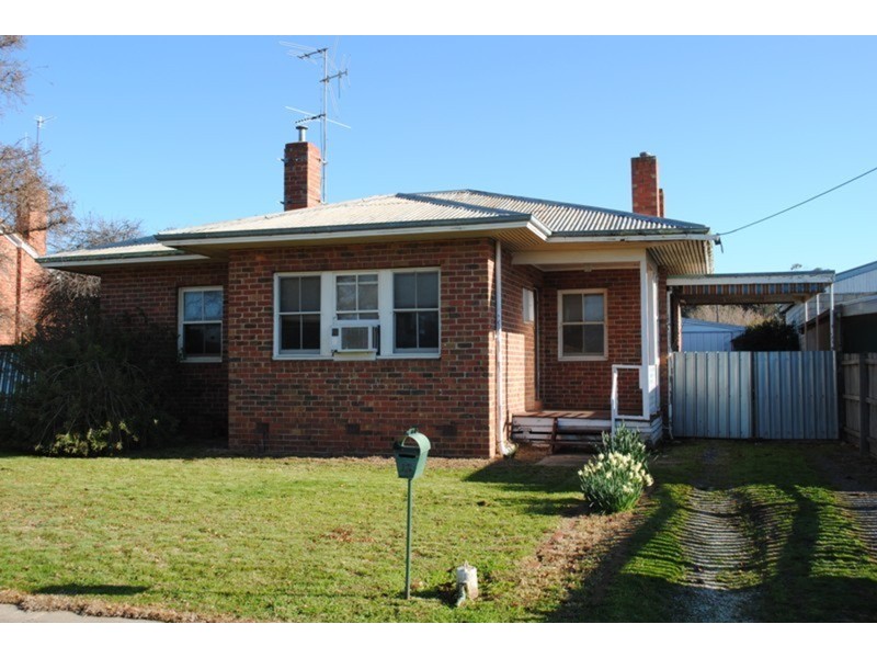 13 Frost Avenue, Maryborough VIC 3465