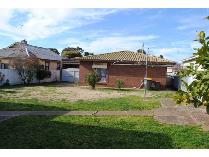 62 Majorca Road, Maryborough VIC 3465
