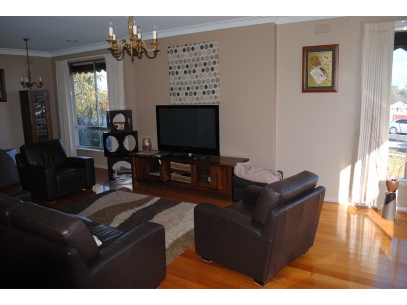 102 Gillies Street, Maryborough VIC 3465