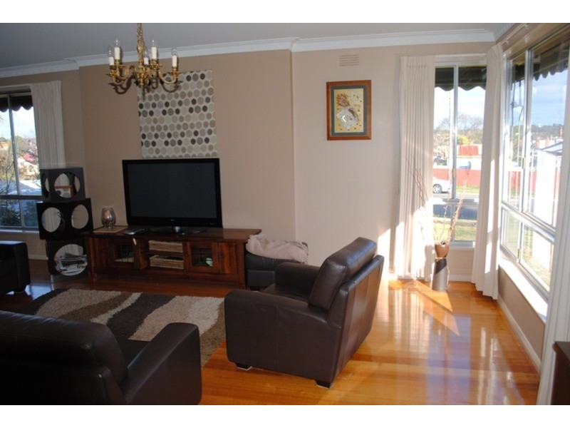 102 Gillies Street, Maryborough VIC 3465