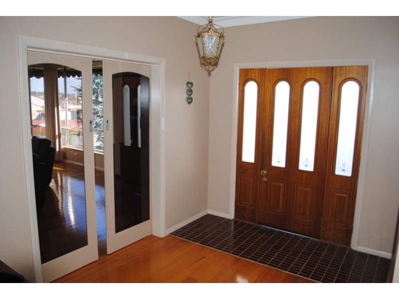 102 Gillies Street, Maryborough VIC 3465