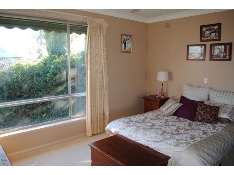 102 Gillies Street, Maryborough VIC 3465