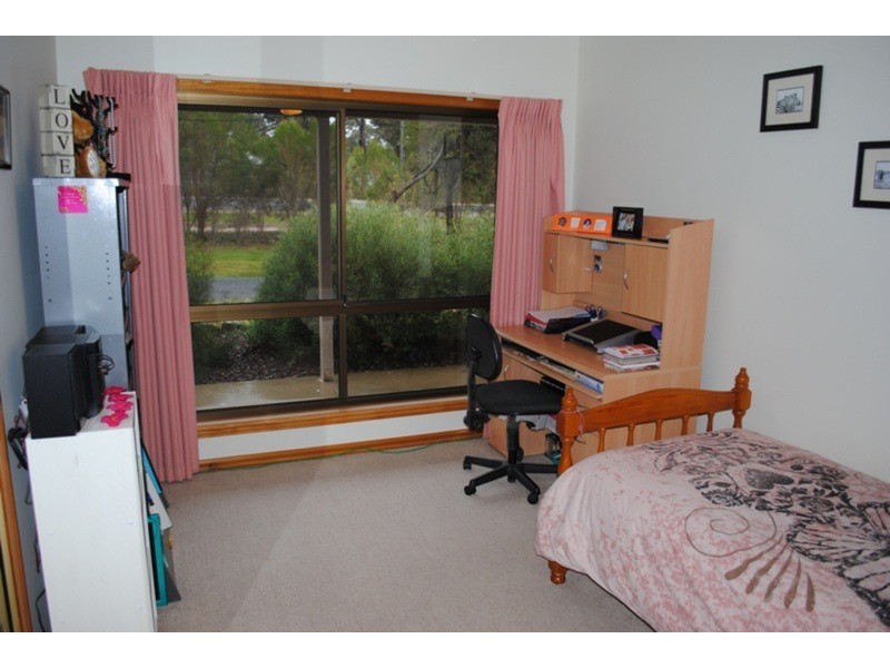 4239 Pyrenees Highway, Maryborough VIC 3465