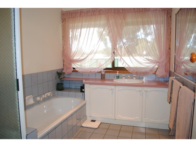 4239 Pyrenees Highway, Maryborough VIC 3465