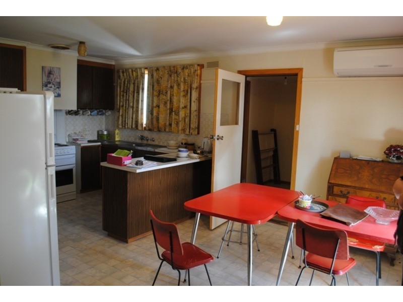 52 Napier Street, Avoca VIC 3467