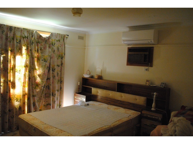 52 Napier Street, Avoca VIC 3467