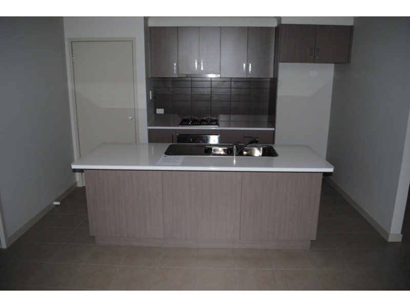 1/176 Park  Road, Maryborough VIC 3465