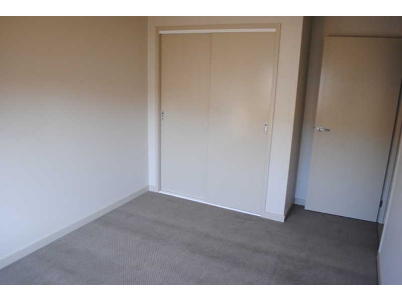 1/176 Park  Road, Maryborough VIC 3465