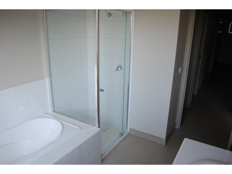 1/176 Park  Road, Maryborough VIC 3465