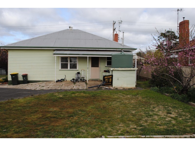 38 Wills Street, Maryborough VIC 3465