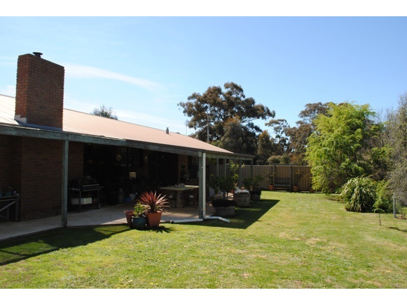 5825 Ballarat Road, Maryborough VIC 3465