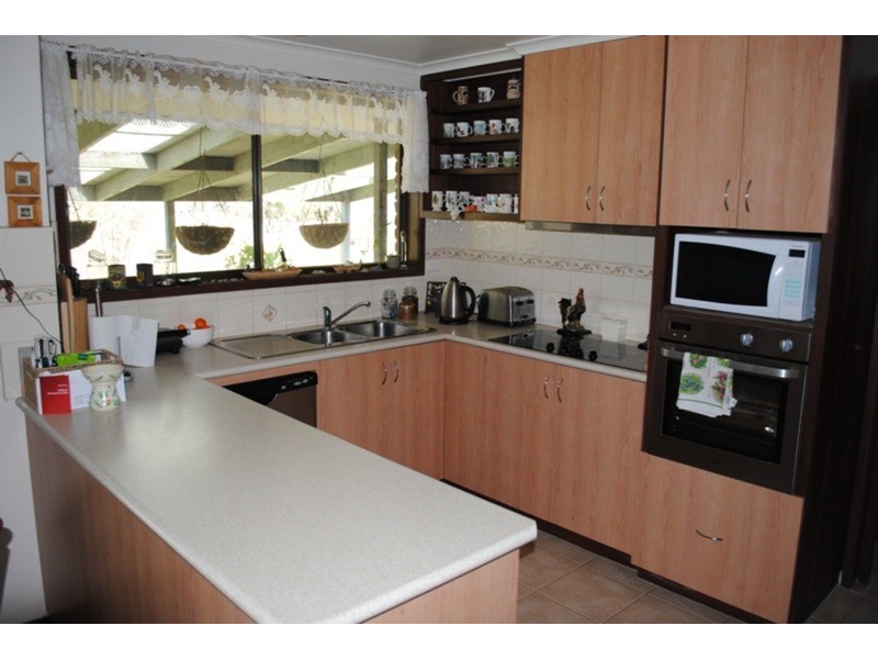 5825 Ballarat Road, Maryborough VIC 3465