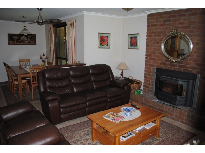 5825 Ballarat Road, Maryborough VIC 3465