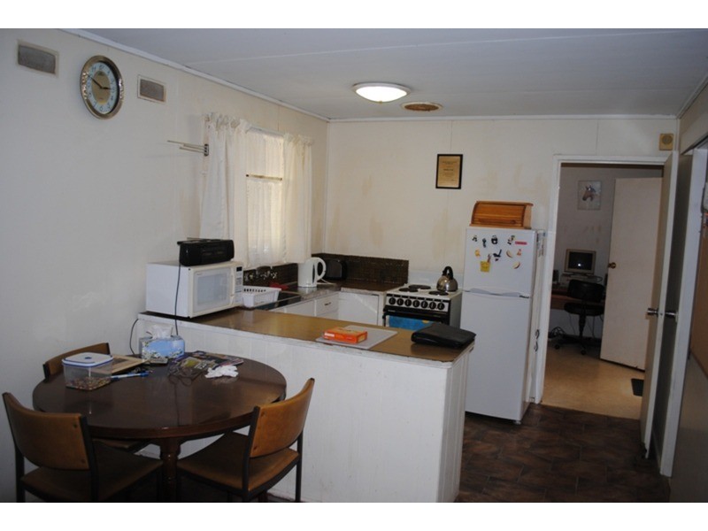 21 Mountain View Street, Avoca VIC 3467