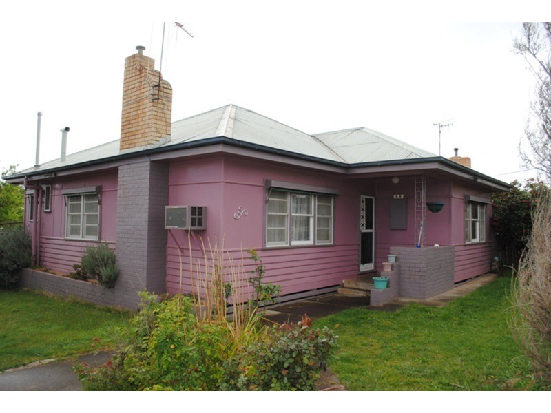 5 Whittaker  Street, Maryborough VIC 3465
