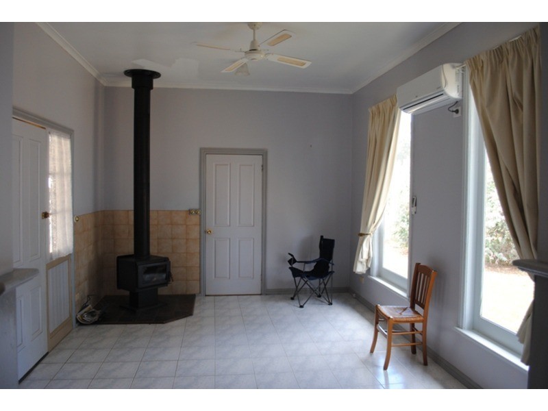 16 Phelans Road, Maryborough VIC 3465