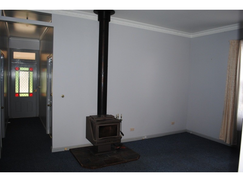 16 Phelans Road, Maryborough VIC 3465