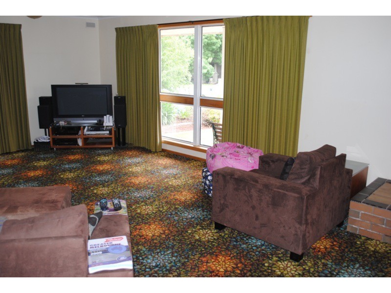 15 Newton Street, Maryborough VIC 3465