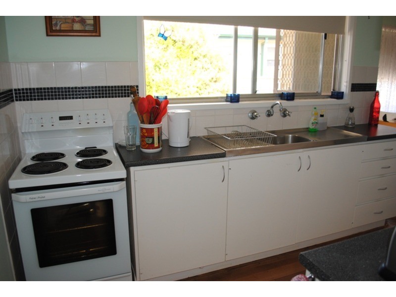 27 Barr Street, Maryborough VIC 3465