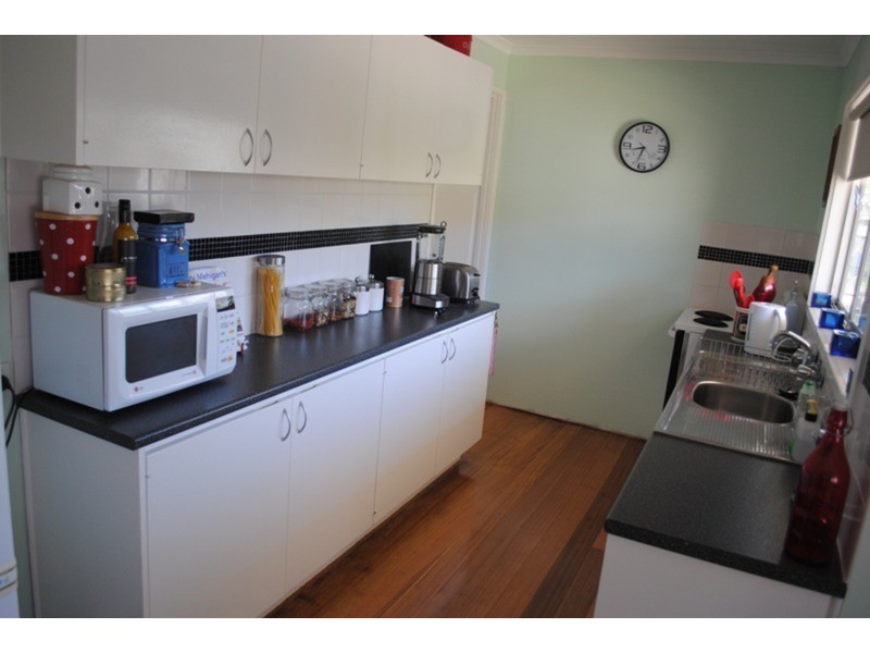 27 Barr Street, Maryborough VIC 3465